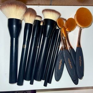 Makeup Brushes